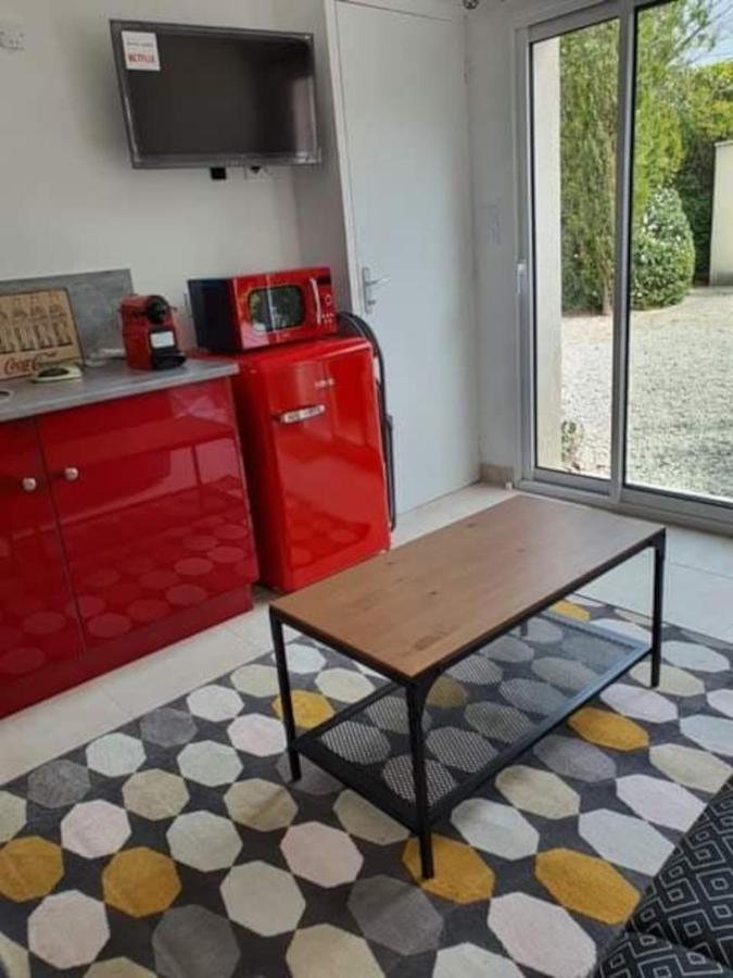 … Et La Fourmi Villa Saumane-de-Vaucluse Ngoại thất bức ảnh