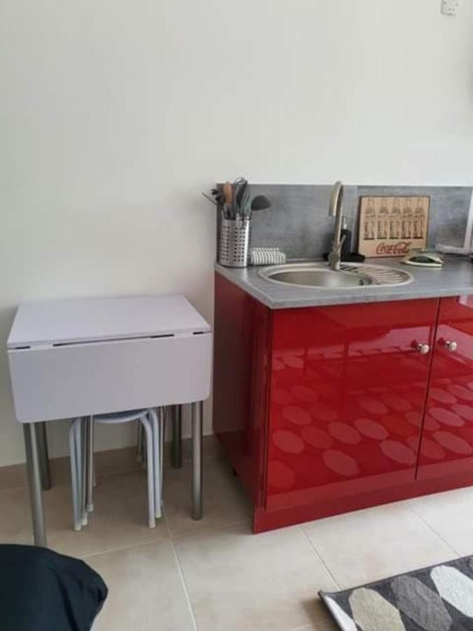 … Et La Fourmi Villa Saumane-de-Vaucluse Ngoại thất bức ảnh