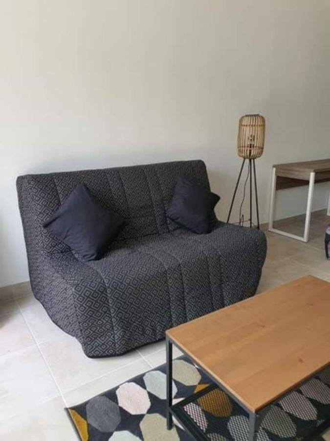 … Et La Fourmi Villa Saumane-de-Vaucluse Ngoại thất bức ảnh